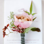 05-pink-boutineer-wedding